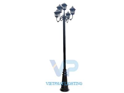 Cột Pine lắp 5 đèn chùa vuông